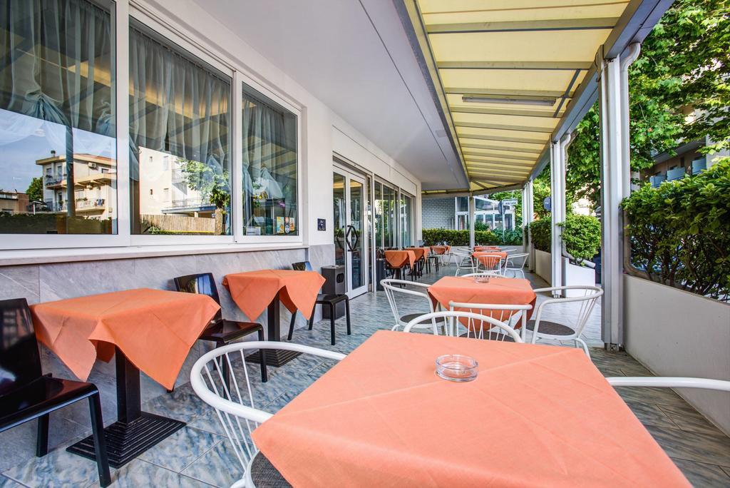 Hotel San Paolo ริมินี ภายนอก รูปภาพ