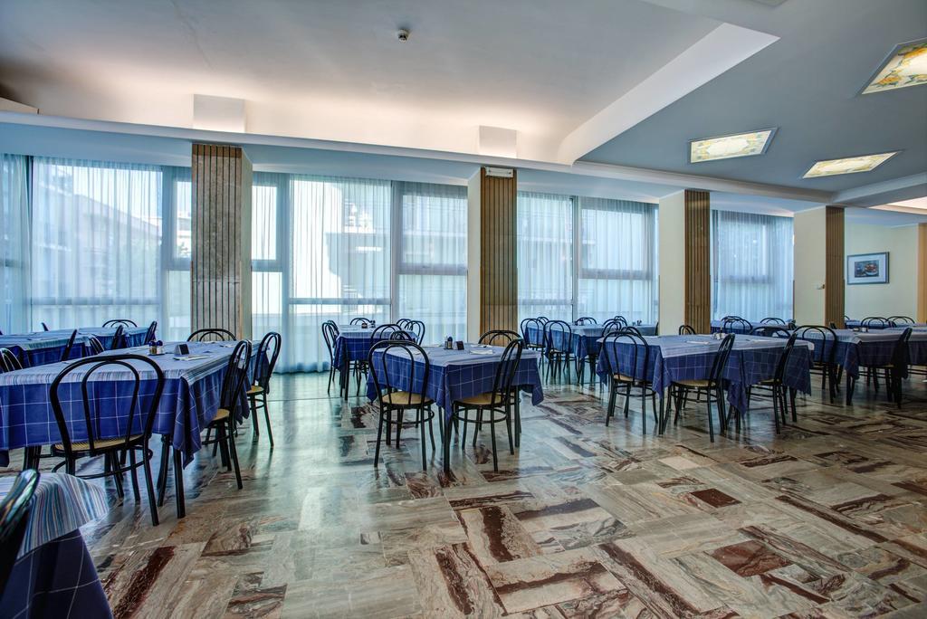 Hotel San Paolo ริมินี ภายนอก รูปภาพ