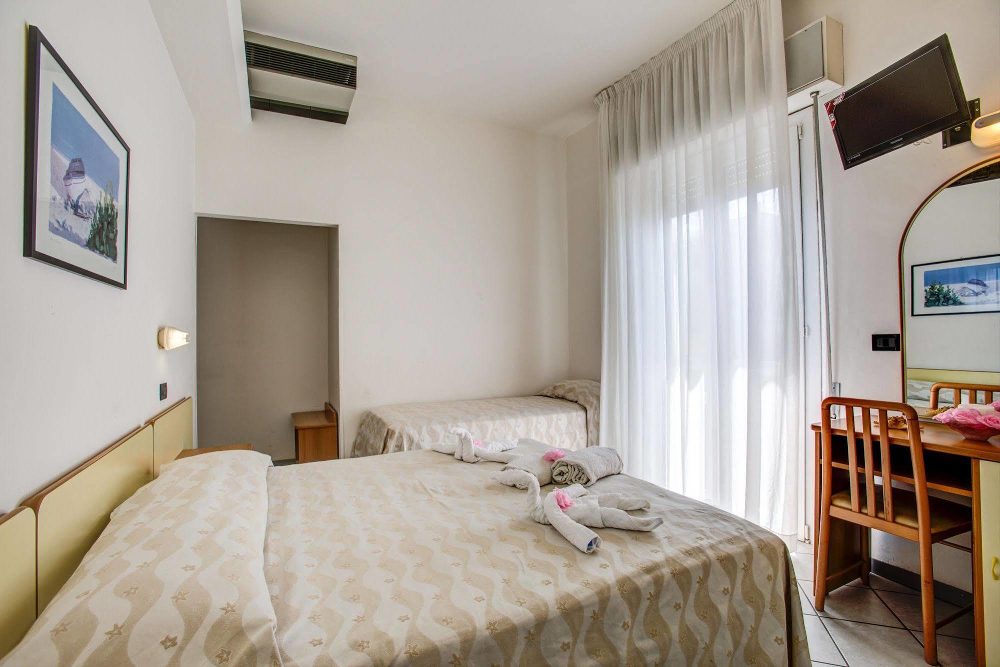 Hotel San Paolo ริมินี ภายนอก รูปภาพ