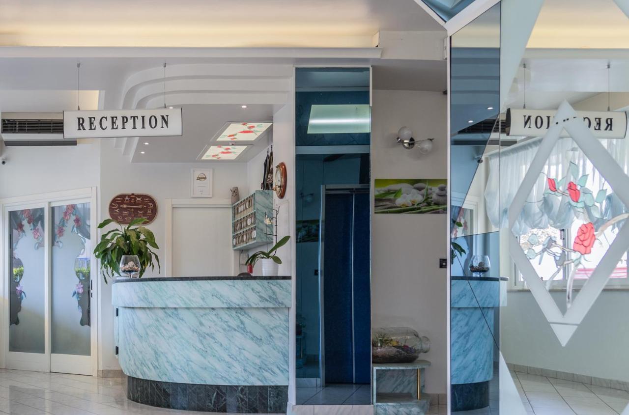 Hotel San Paolo ริมินี ภายนอก รูปภาพ